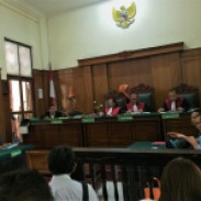 Sidang pembacaan Gugatan dalam Perkara Perbuatan Melawan Hukum di Pengadilan Negeri Surabaya